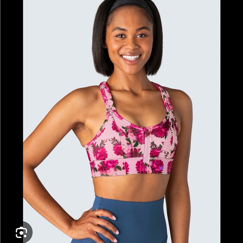 SheFit Ultimate Sports Bra